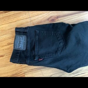 Black vintage ripped Levi’s